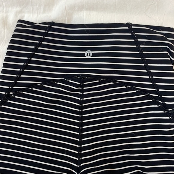 Lululemon train times striped leggings - Picture 3 of 6